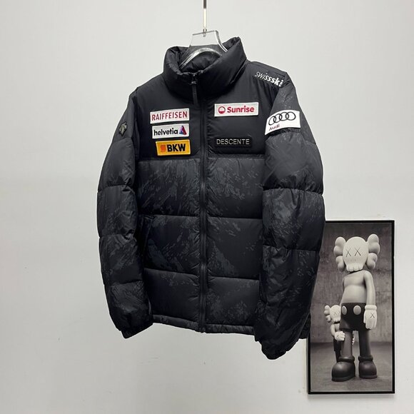 DESCENTE Unisex Ski Style Down Jacket - Picture 2 of 9